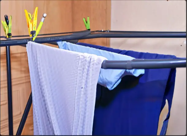 remove electricity from unwashed clothes